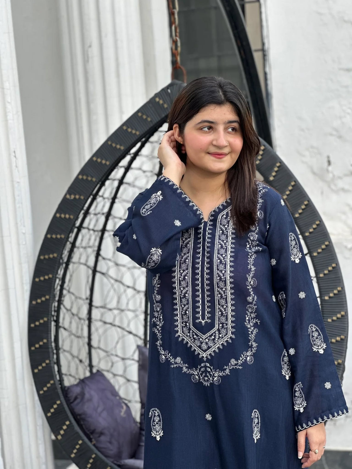 PAKISTANI SUITS