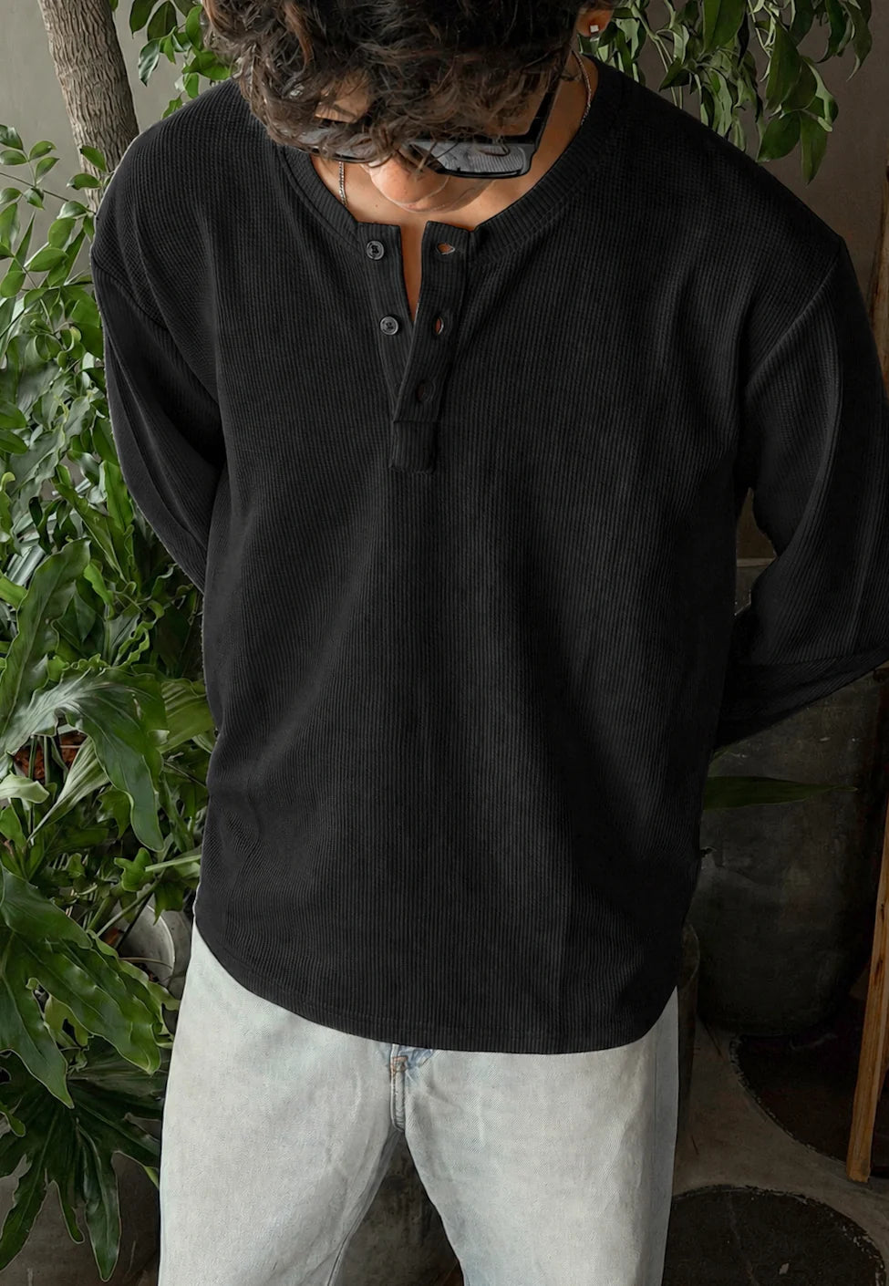 FULL SLEEVE HENLEY T-SHIRT – BLACK